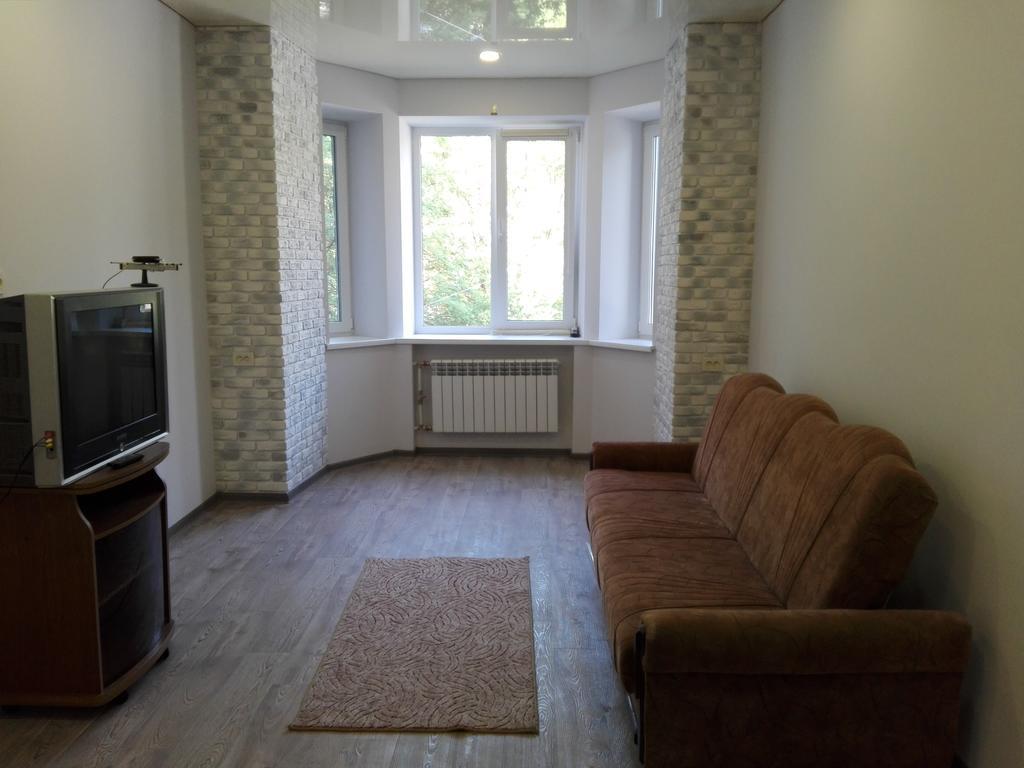 Apartment On Kryvorizhstal Street 35-24 Kryvyj Rih Exteriér fotografie